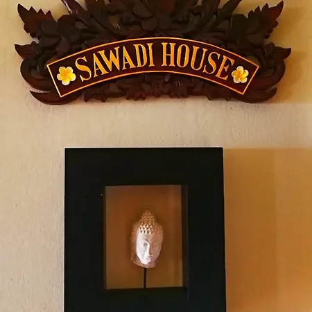 Сasa de vacaciones Sawadi House